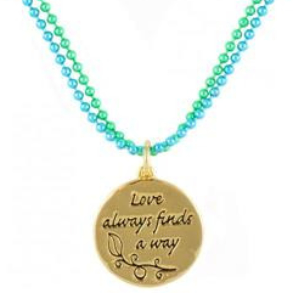 DISNEY COUTURE PRINCESS & FROG LOVE FROG/FROG PAD/CROWN CHARM NECKLACE**NEW! - Picture 1 of 7